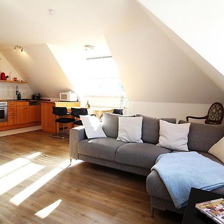 Homie Stay Zell - Apartment Mit Privatparkplatz Zell am Main Extérieur photo