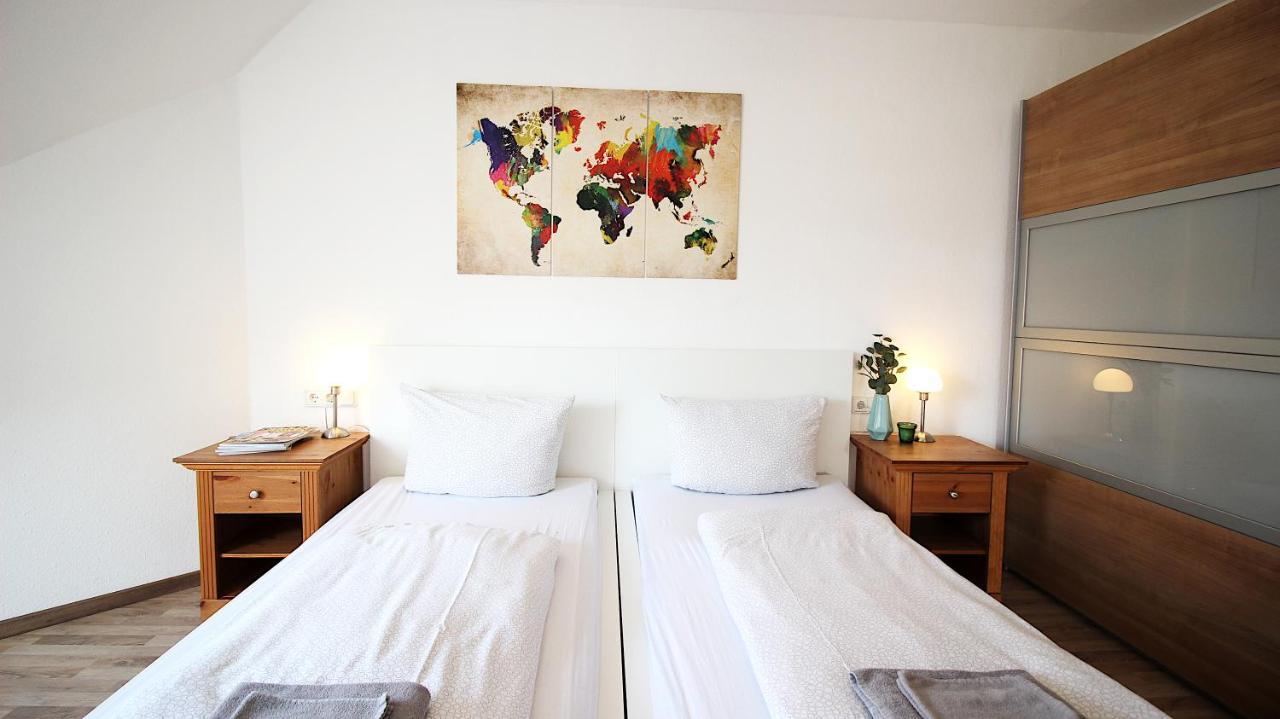 Homie Stay Zell - Apartment Mit Privatparkplatz Zell am Main Extérieur photo
