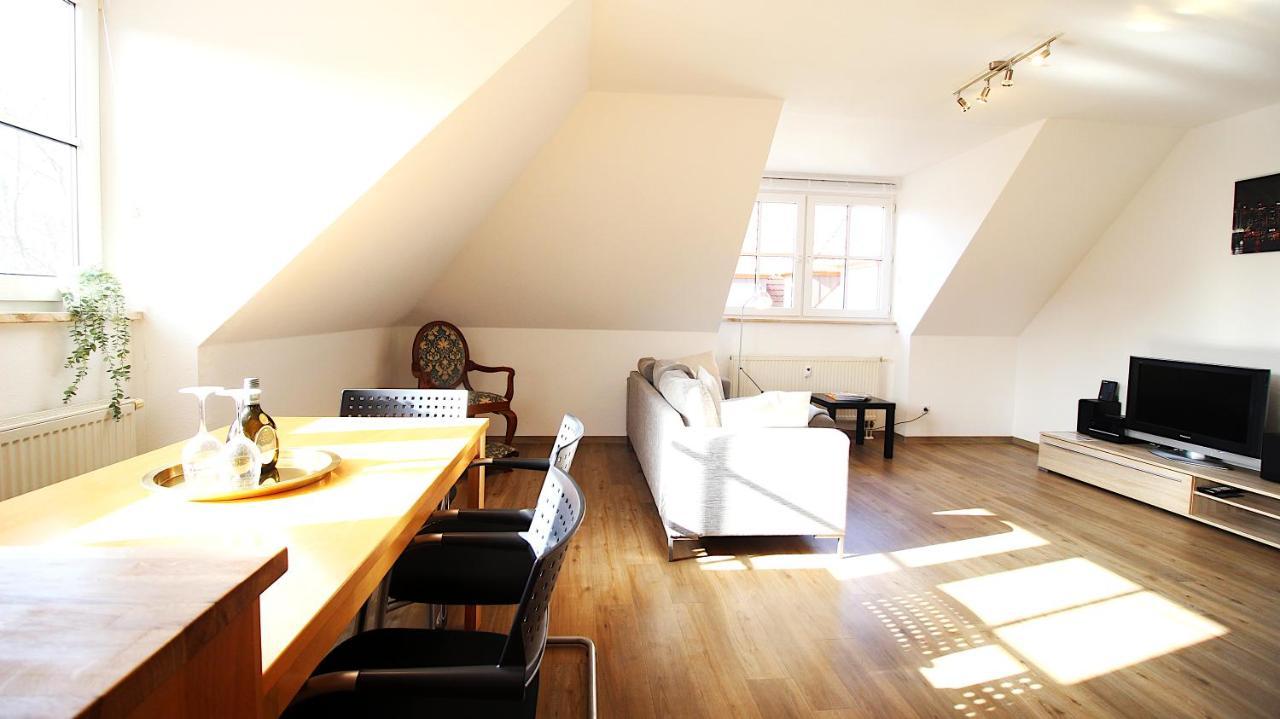 Homie Stay Zell - Apartment Mit Privatparkplatz Zell am Main Extérieur photo